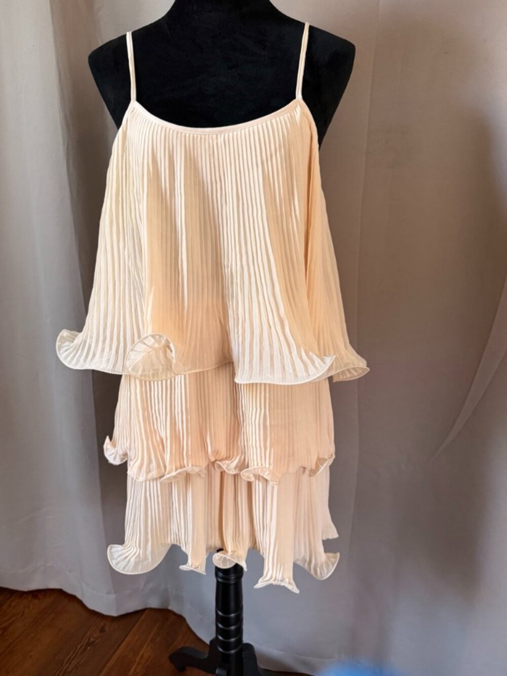 H&M Pale Pink Pleated Tiered Chiffon Dress Spaghetti Strap Boho Cocktail L